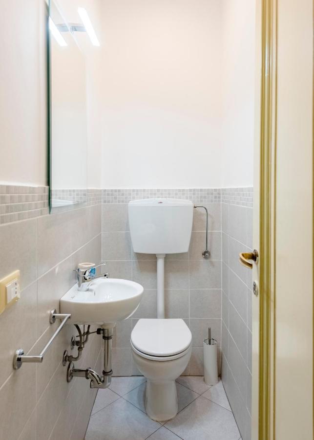 Joivy Cute Flat With Terrace Apartment Генуа Екстериор снимка